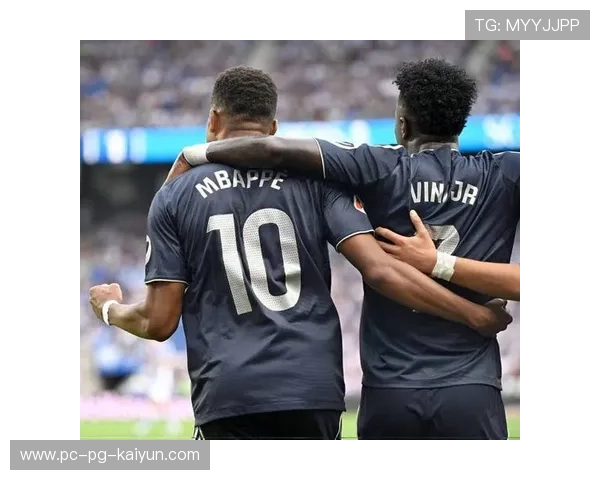 皇马中前场连线训练更连贯，助力梦想再启航